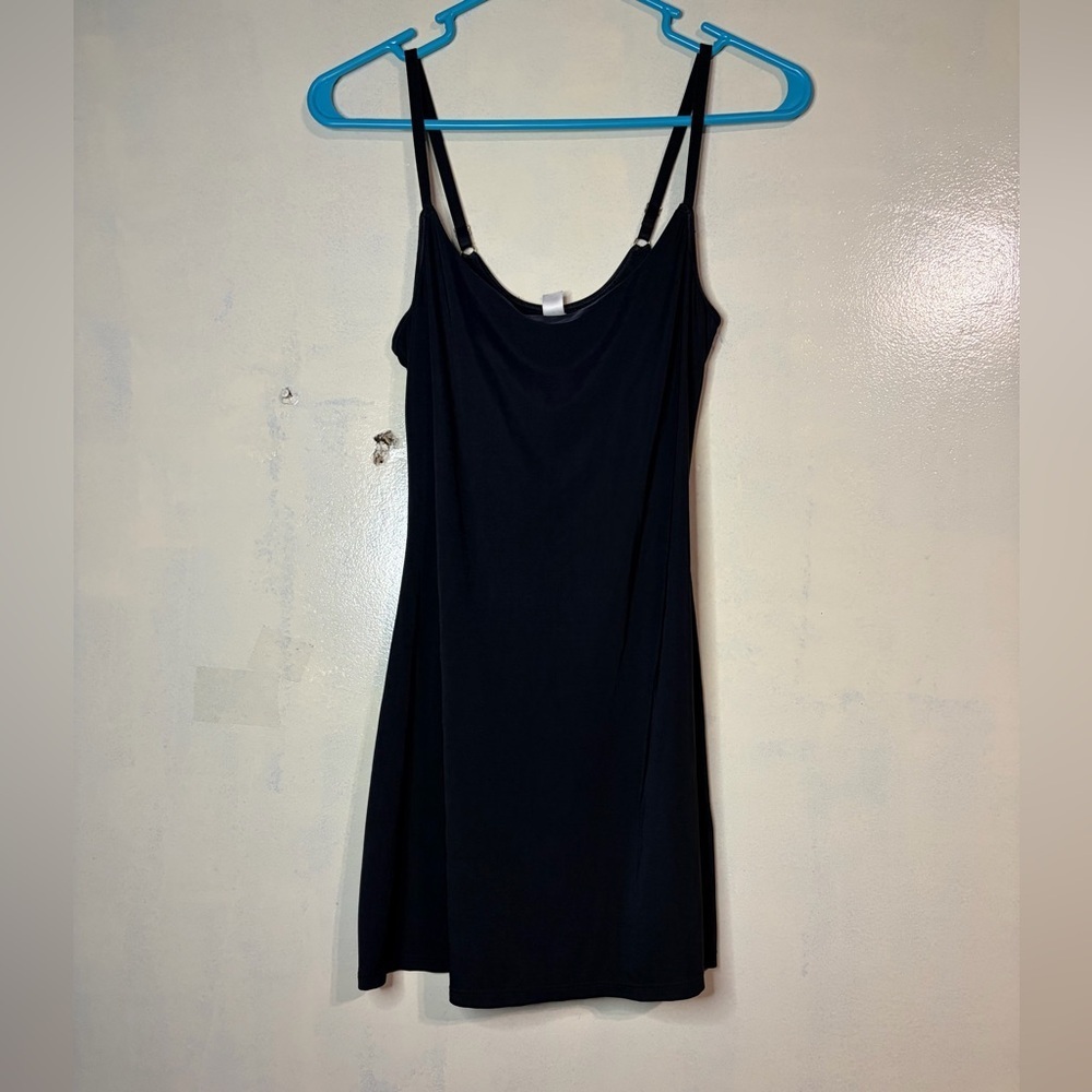 Victoria’s Secret black slip dress size L built in bra lingerie